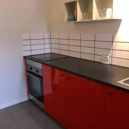 Lys Kaelderlejlighed I Hjertet Af Apartamento Odense